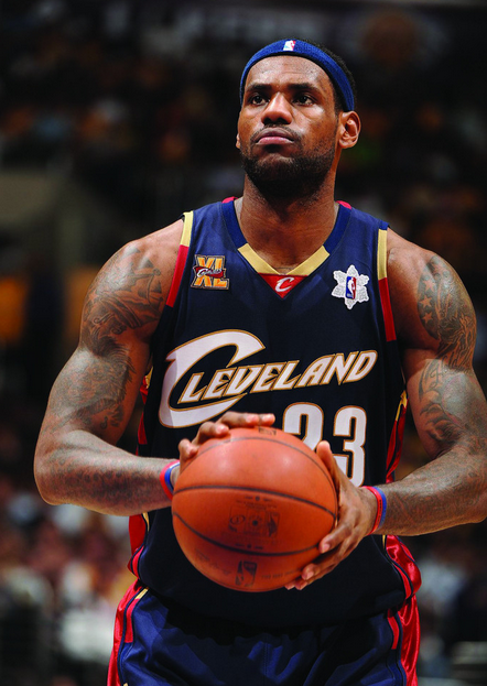 马竞vs圣吉罗斯联合：阿尔瓦雷斯搭档格列兹曼，小西蒙尼出战（格列兹曼携手阿尔瓦雷斯，马竞迎战圣吉罗斯联合，小西蒙尼出战）