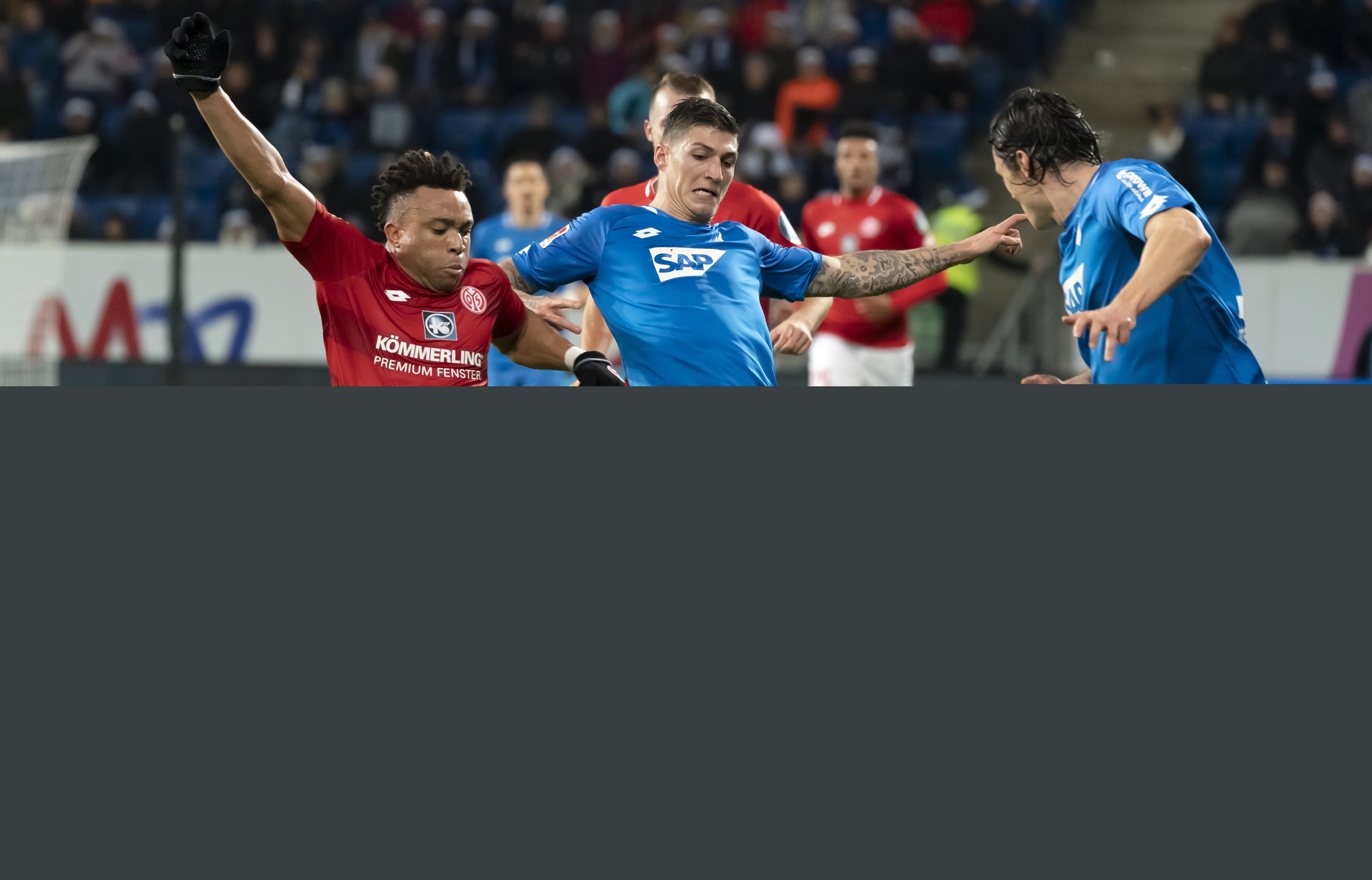 广东籍球员廖锦涛、吕焯毅参与英博队内的大连话挑战，前者胜（英博队内大连话挑战：广东籍廖锦涛胜出，吕焯毅参赛）