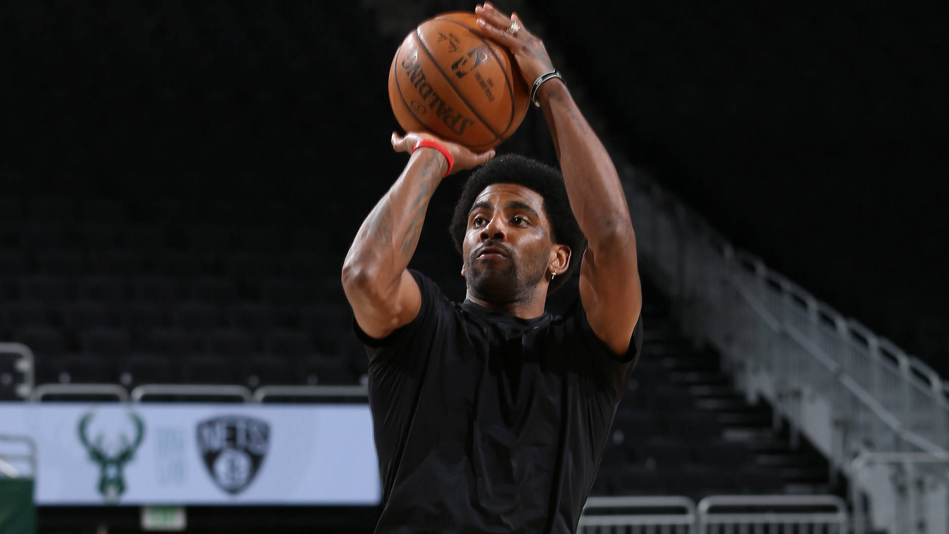 足球世界杯再次出现误判，慢镜头疯传（世界杯再现误判，慢镜头刷屏）